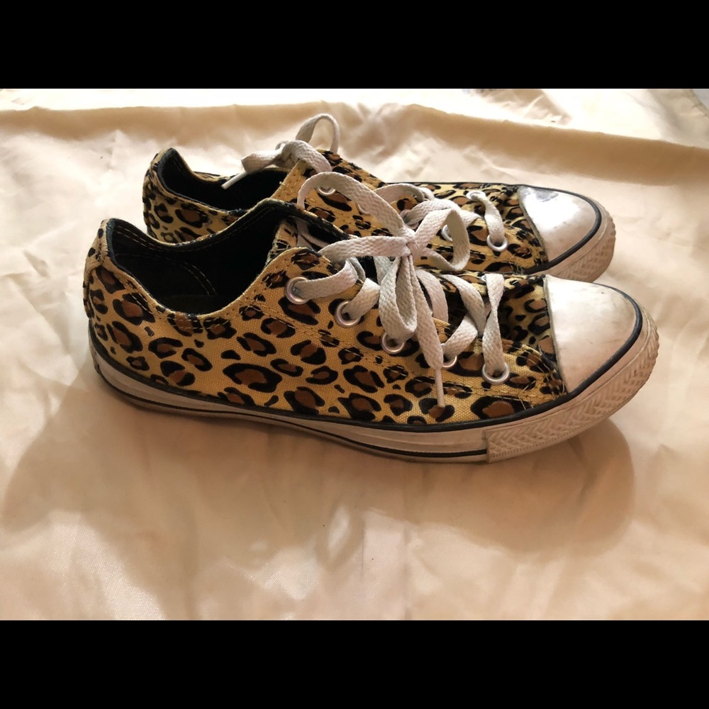 Leopard print sneakers